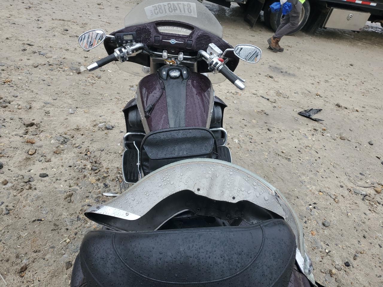 1999 Yamaha Xvz13 Tf VIN: JYAVP04E2XA002162 Lot: 81748185