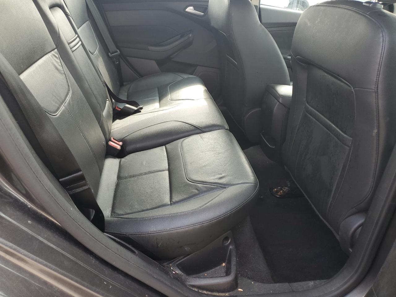 2015 Ford Focus Se VIN: 1FADP3K25FL310963 Lot: 81724395