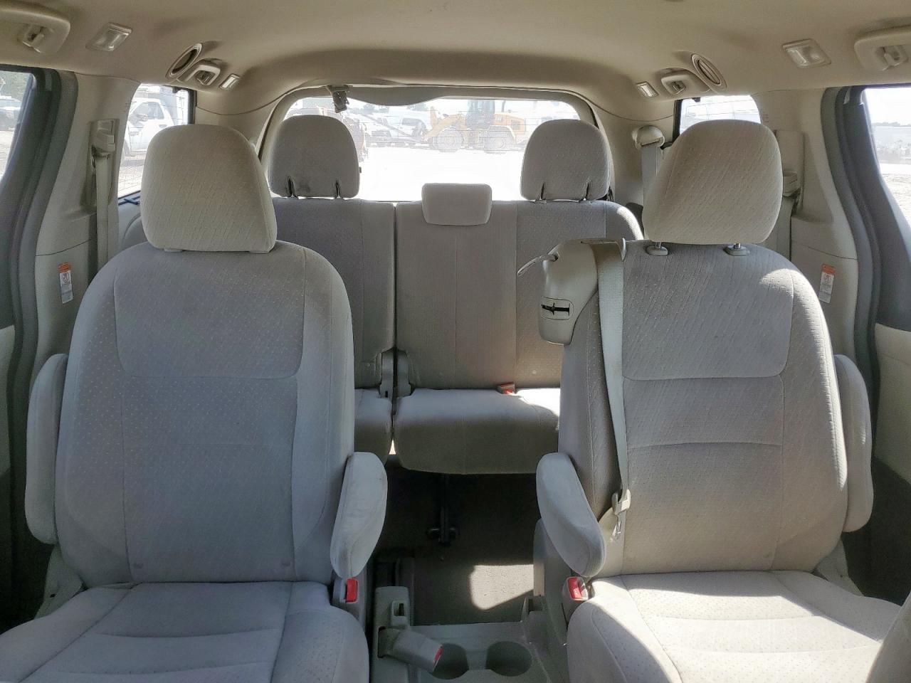 2015 Toyota Sienna Le VIN: 5TDKK3DC0FS543654 Lot: 84295955