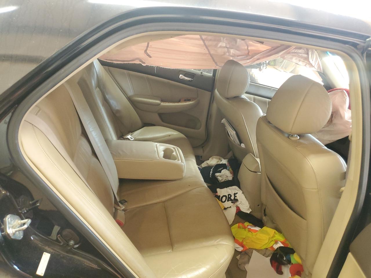 2000 Honda Accord Ex VIN: 1HGCM66515A017433 Lot: 81735105