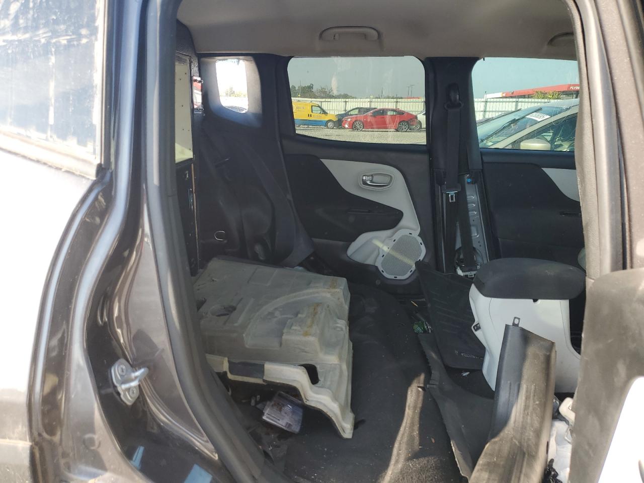 2018 Jeep Renegade Latitude VIN: ZACCJABB7JPH80962 Lot: 80563415