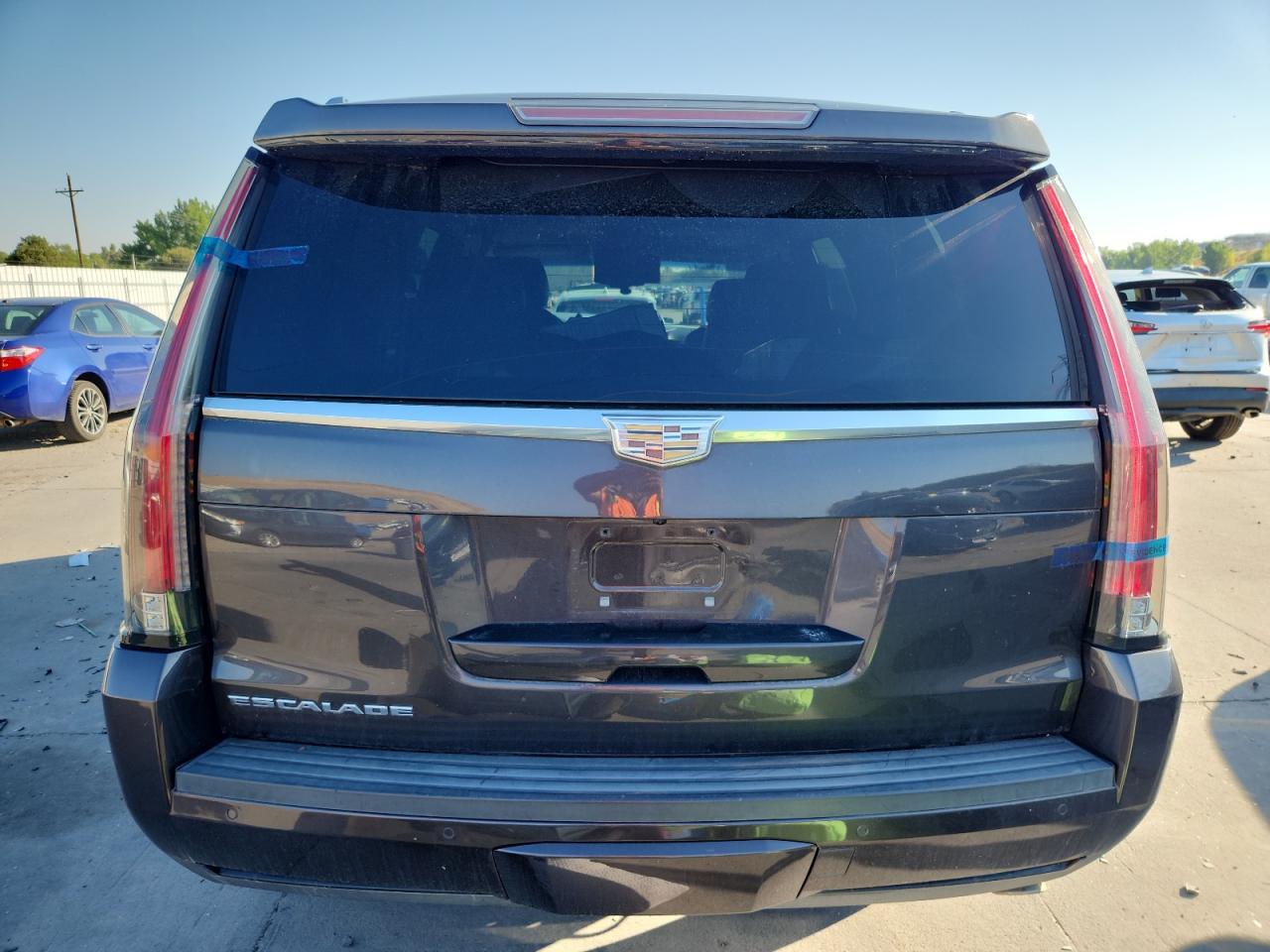 2016 Cadillac Escalade Luxury VIN: 1GYS3BKJ3GR292566 Lot: 71089605