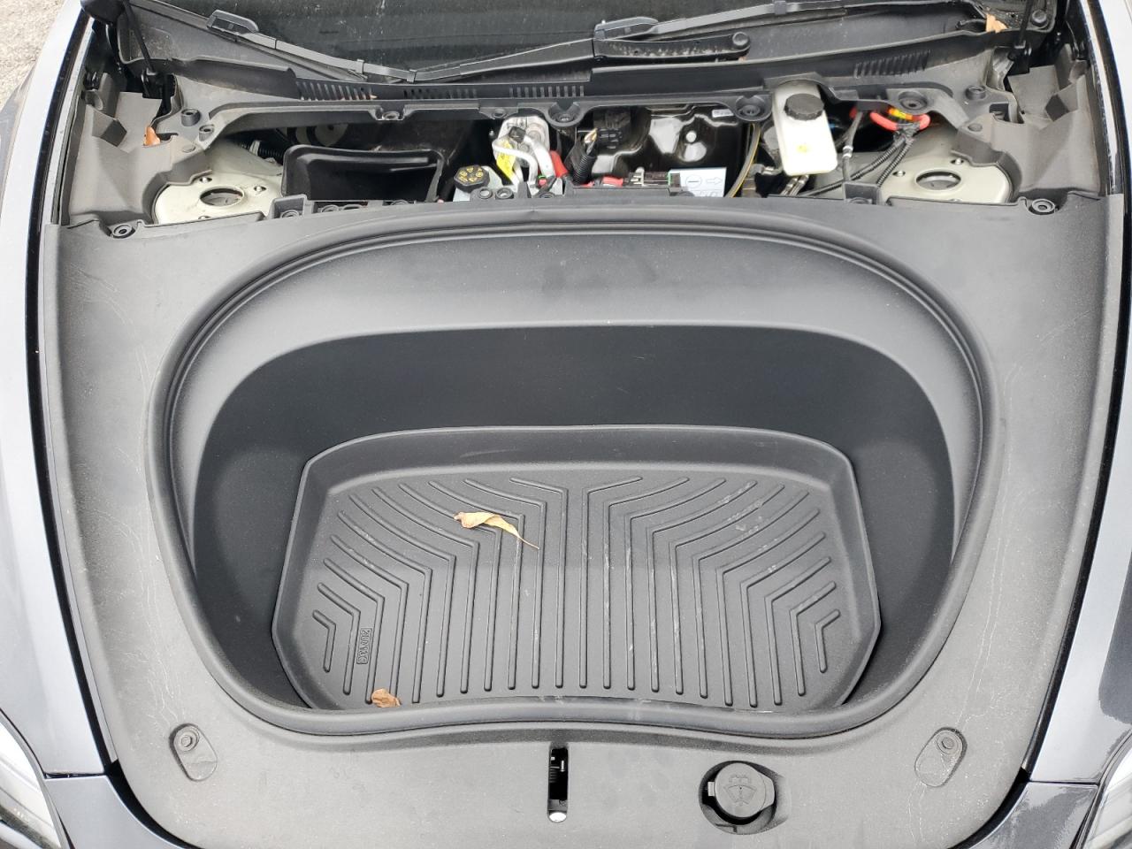 2025 Tesla Model 3 VIN: 5YJ3E1EA2SF963928 Lot: 84186475