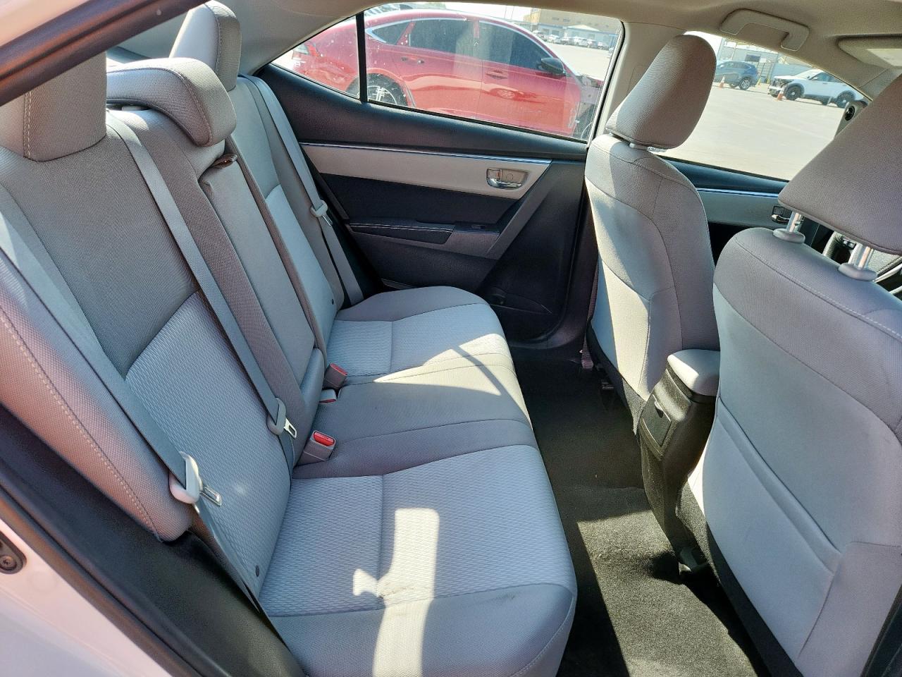 2016 Toyota Corolla L VIN: 5YFBURHE8GP527379 Lot: 81576725