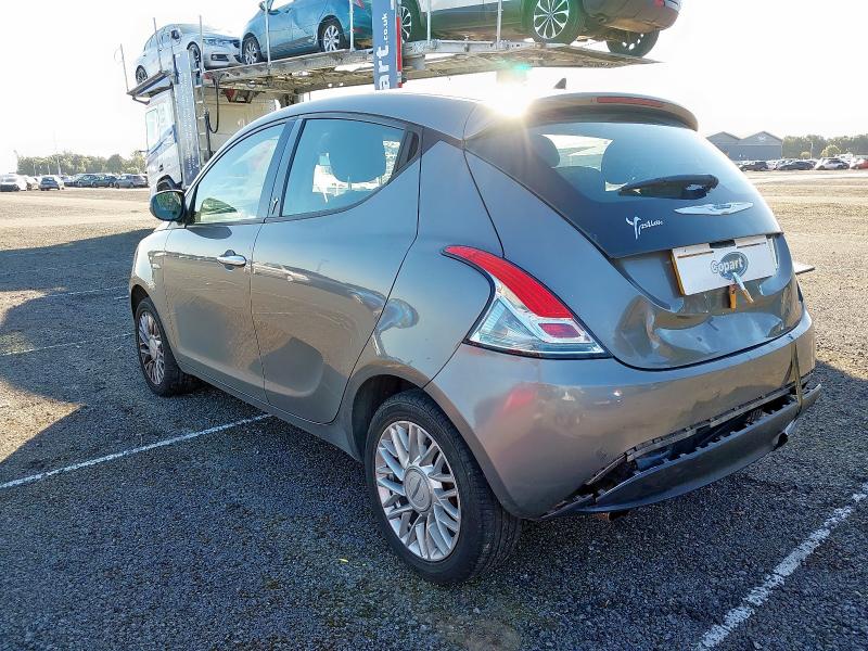2014 CHRYSLER YPSILON SE 