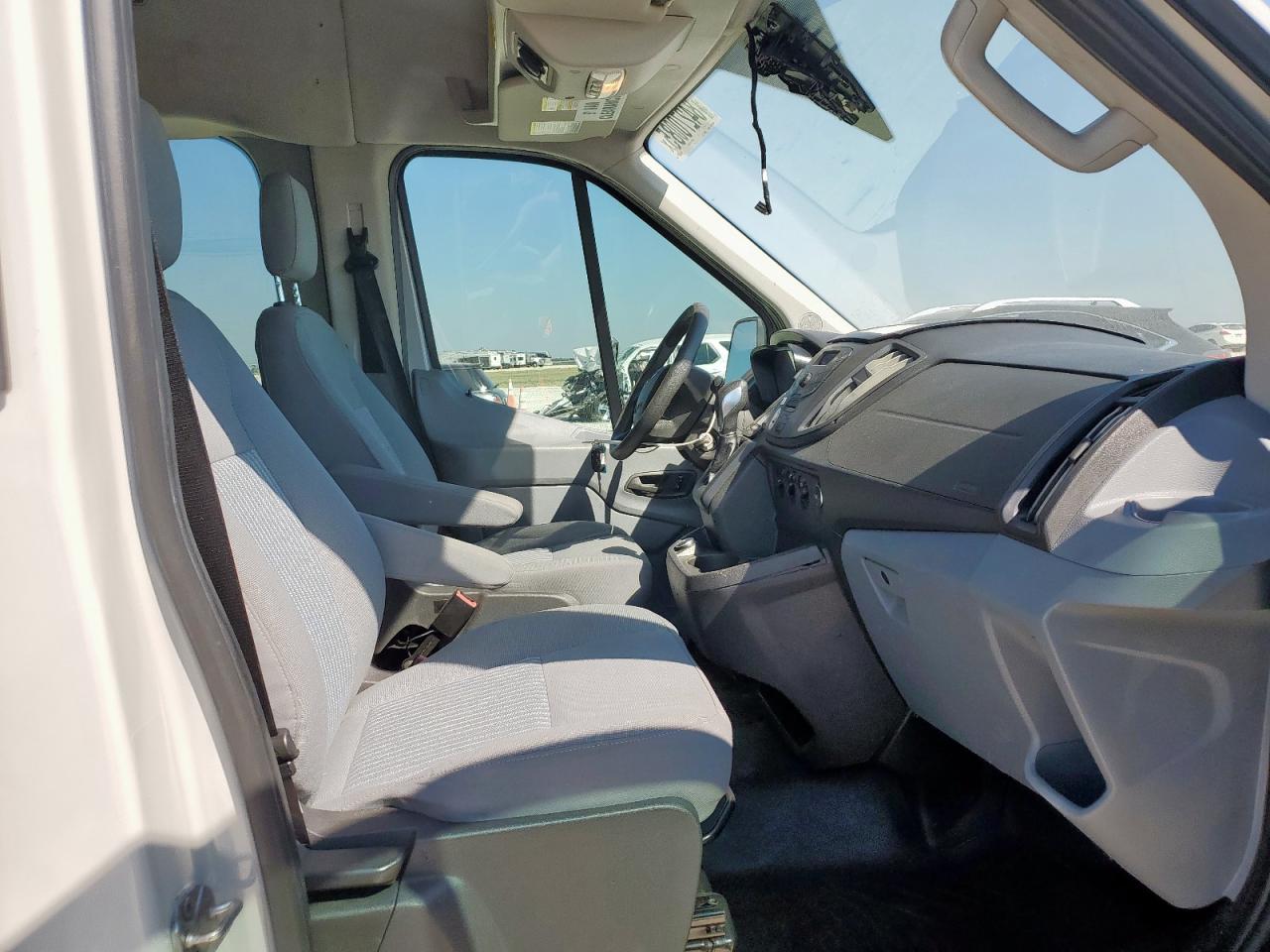 2019 Ford Transit T-350 VIN: 1FDZX2CM2KKB27929 Lot: 84270085