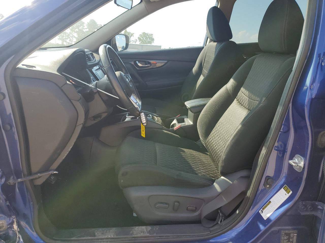 2017 Nissan Rogue S VIN: KNMAT2MT0HP575293 Lot: 81487205