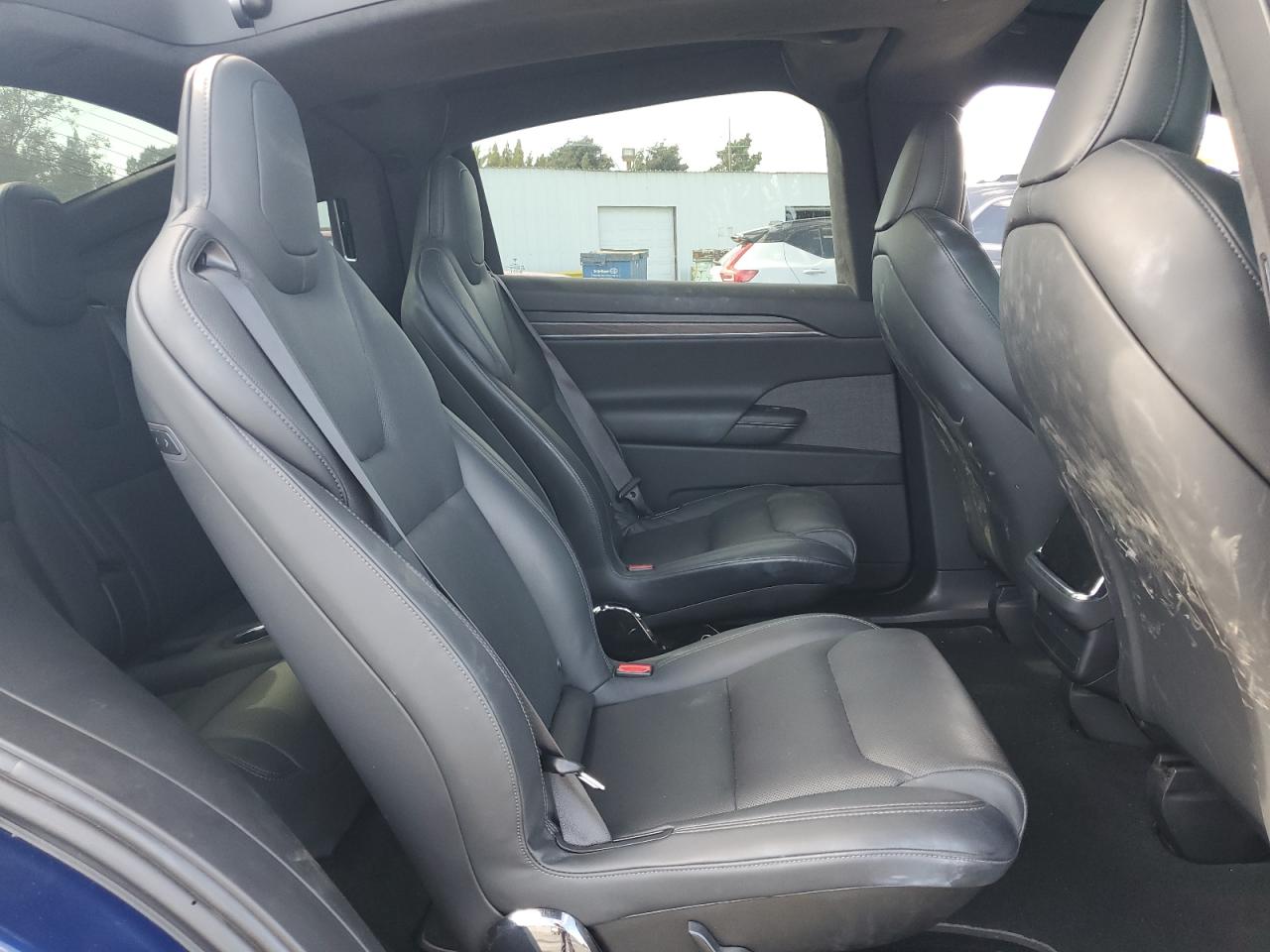 2022 Tesla Model X VIN: 7SAXCBE55NF364271 Lot: 71999375