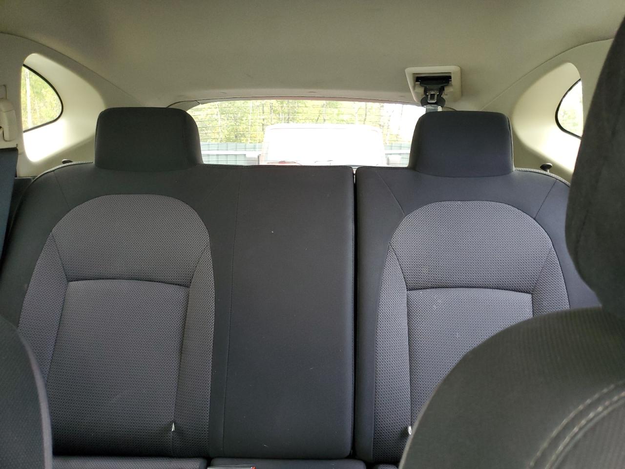 2010 Nissan Rogue S VIN: JN8AS5MV3AW105782 Lot: 82073415