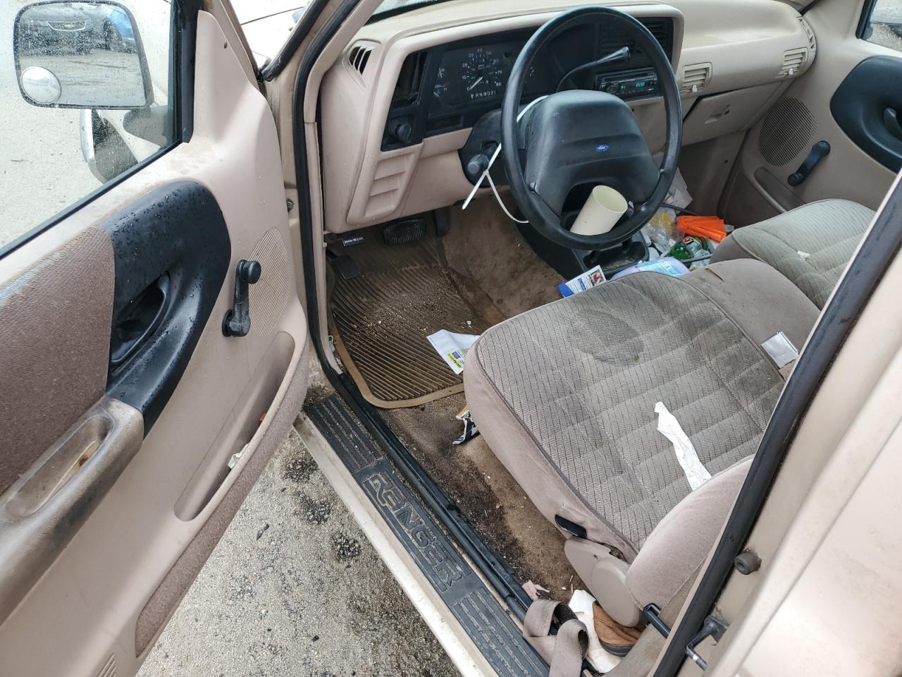 1994 Ford Ranger VIN: 1FTCR10A5RTB14072 Lot: 84538405