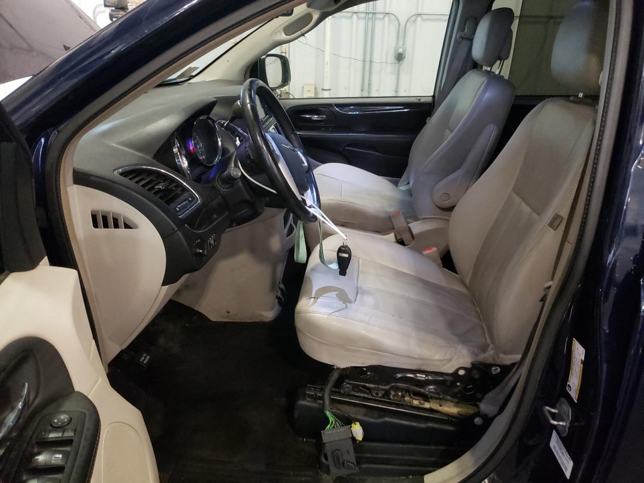 2014 Chrysler Town & Country Touring VIN: 2C4RC1BGXER303430 Lot: 81493005