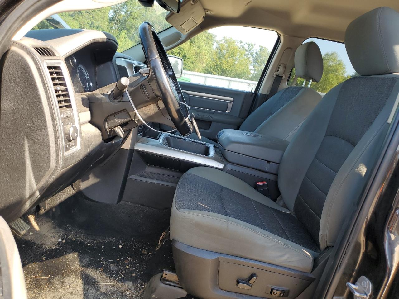 2018 Ram 1500 Slt VIN: 1C6RR7LG3JS215920 Lot: 81043255