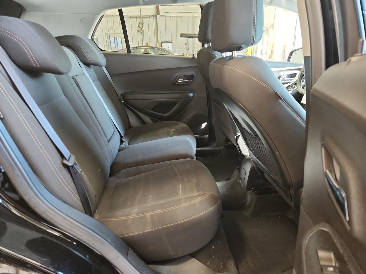 2019 Chevrolet Trax Ls VIN: 3GNCJKSB8KL242052 Lot: 71267635