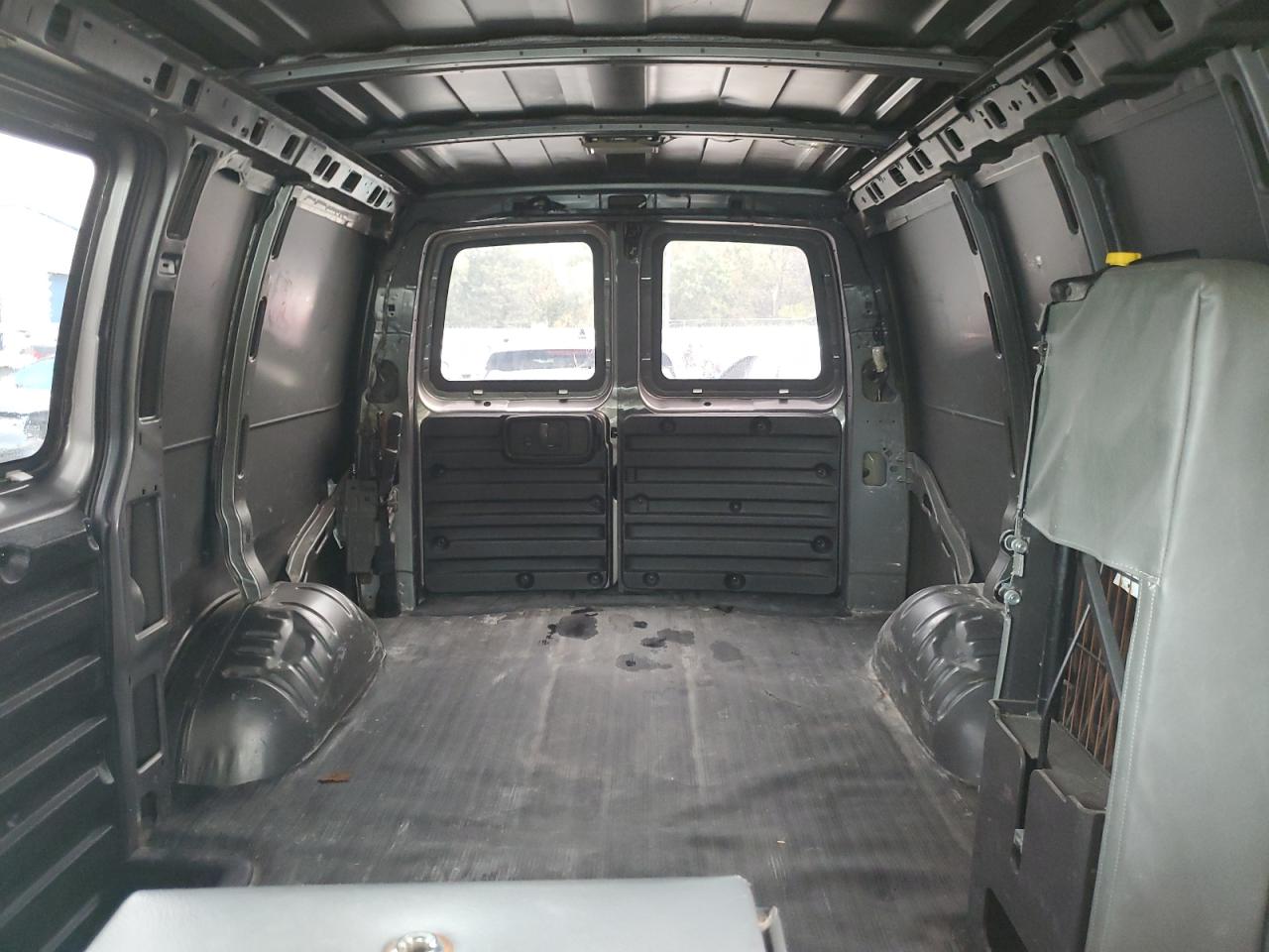 2008 Chevrolet Express G1500 VIN: 1GCFG15X581129200 Lot: 80900905