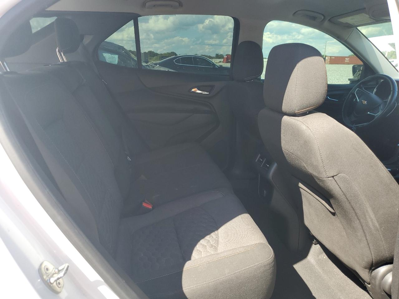 2018 Chevrolet Equinox Lt VIN: 2GNAXJEV7J6303660 Lot: 81020525