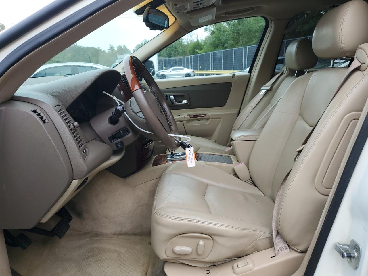 2006 Cadillac Srx VIN: 1GYEE637460151297 Lot: 84580055