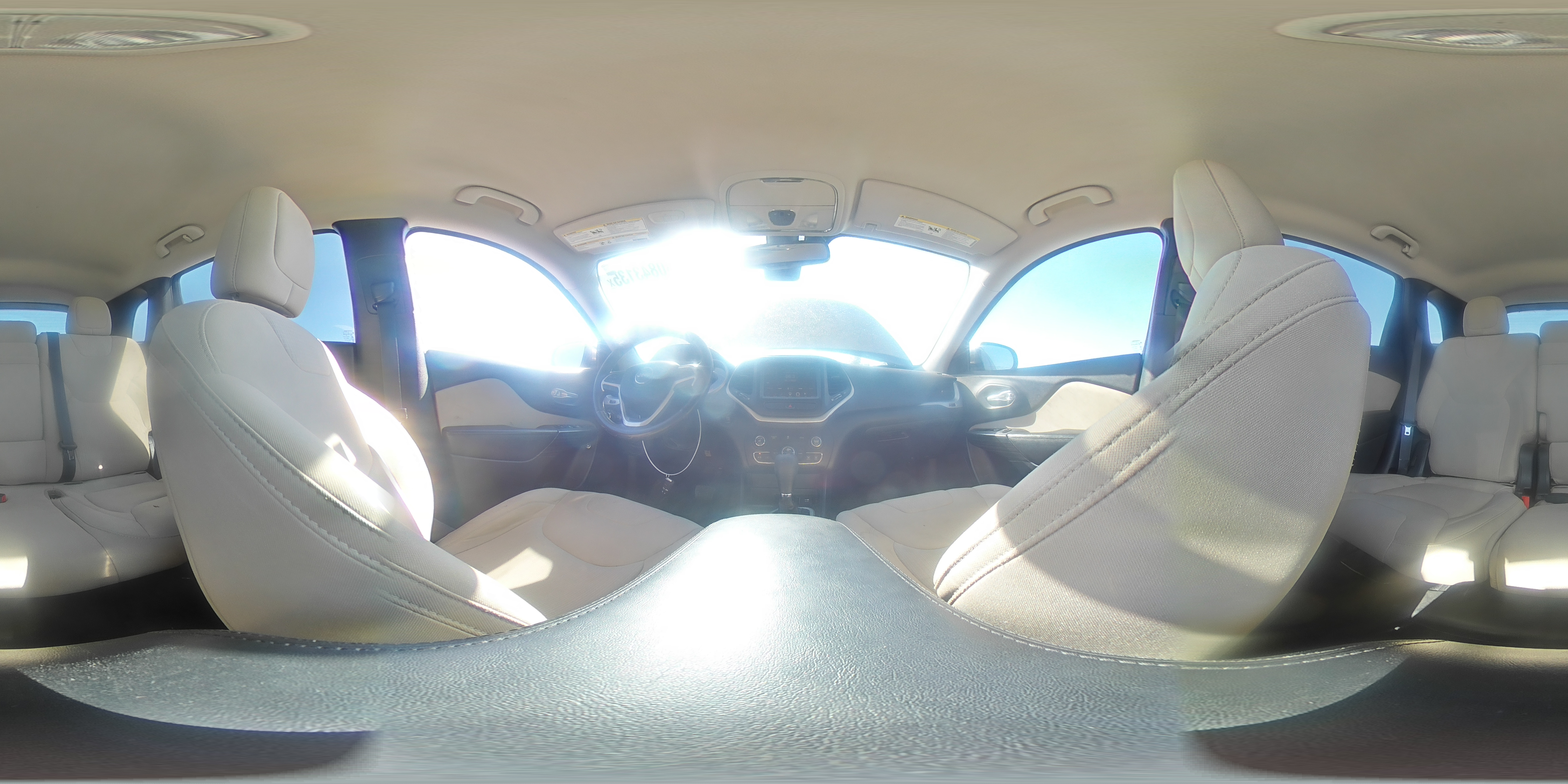 2015 Jeep Cherokee Latitude VIN: 1C4PJLCB0FW730832 Lot: 80843135