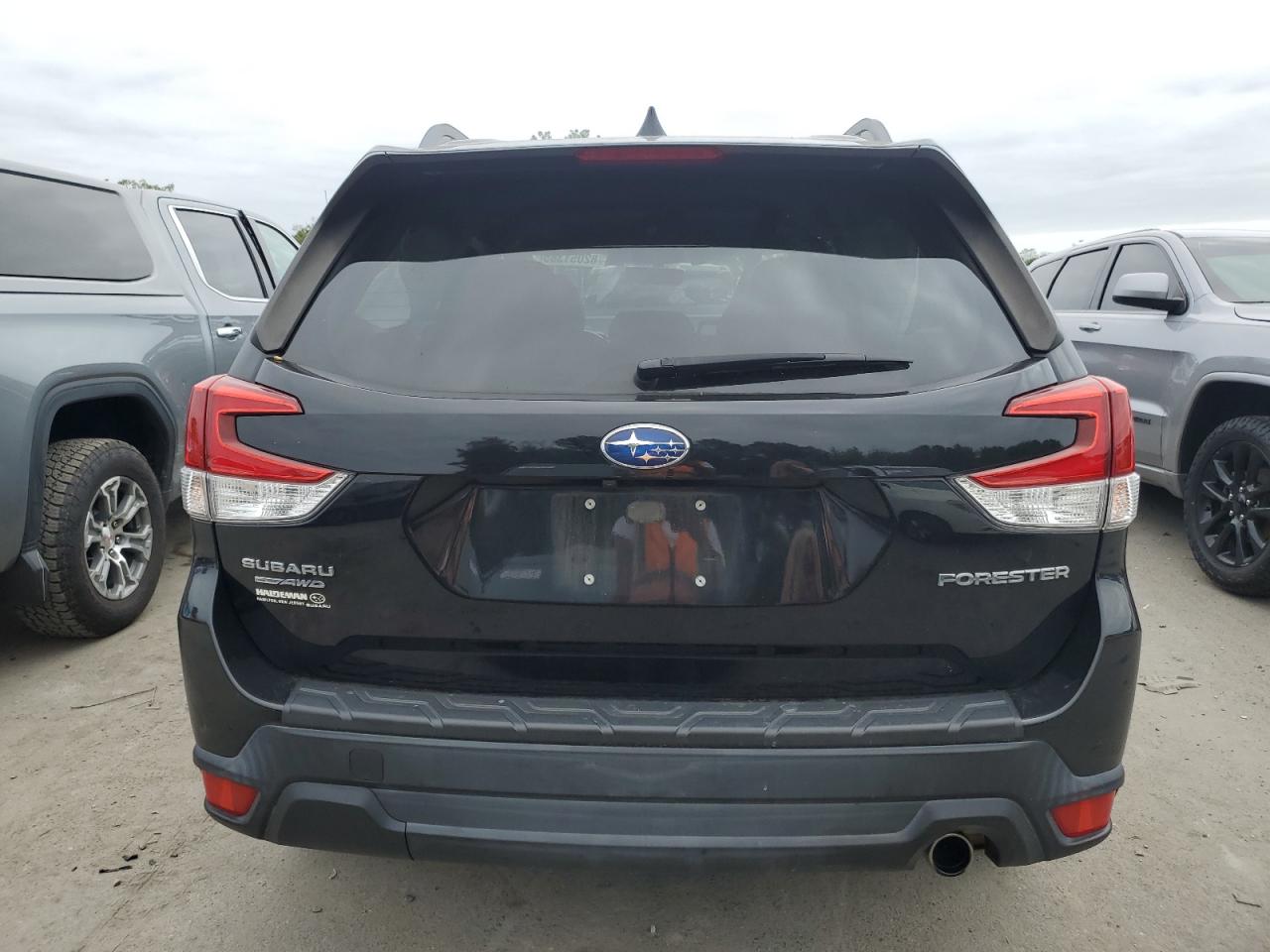2019 Subaru Forester Limited VIN: JF2SKASC1KH550975 Lot: 82051385