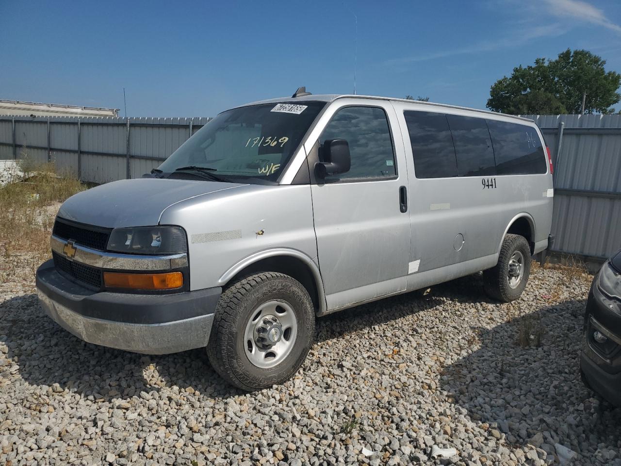 2021 Chevrolet Express G2500 Lt