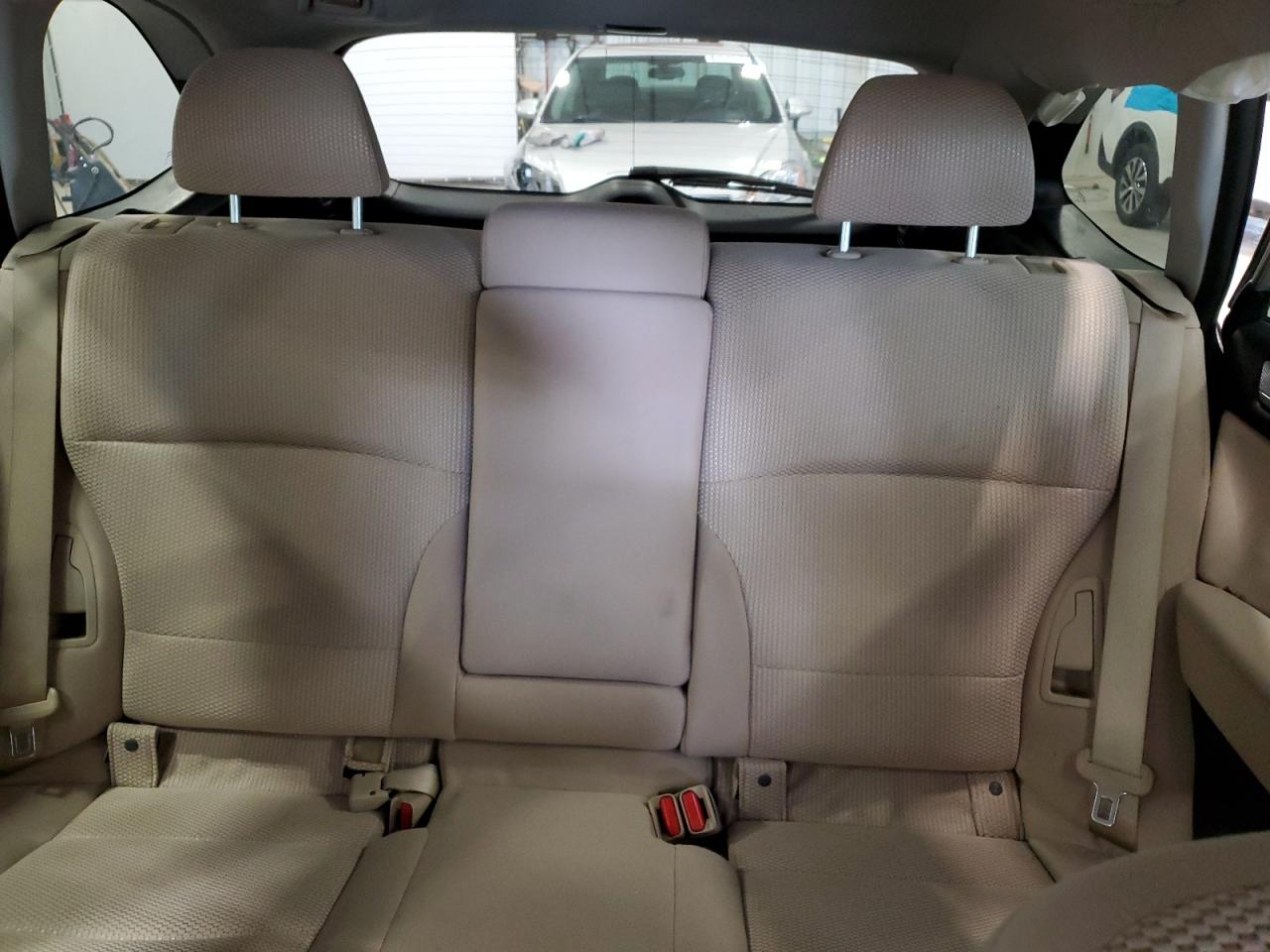 2018 Subaru Outback 2.5I Premium VIN: 4S4BSAFC7J3356600 Lot: 81714985