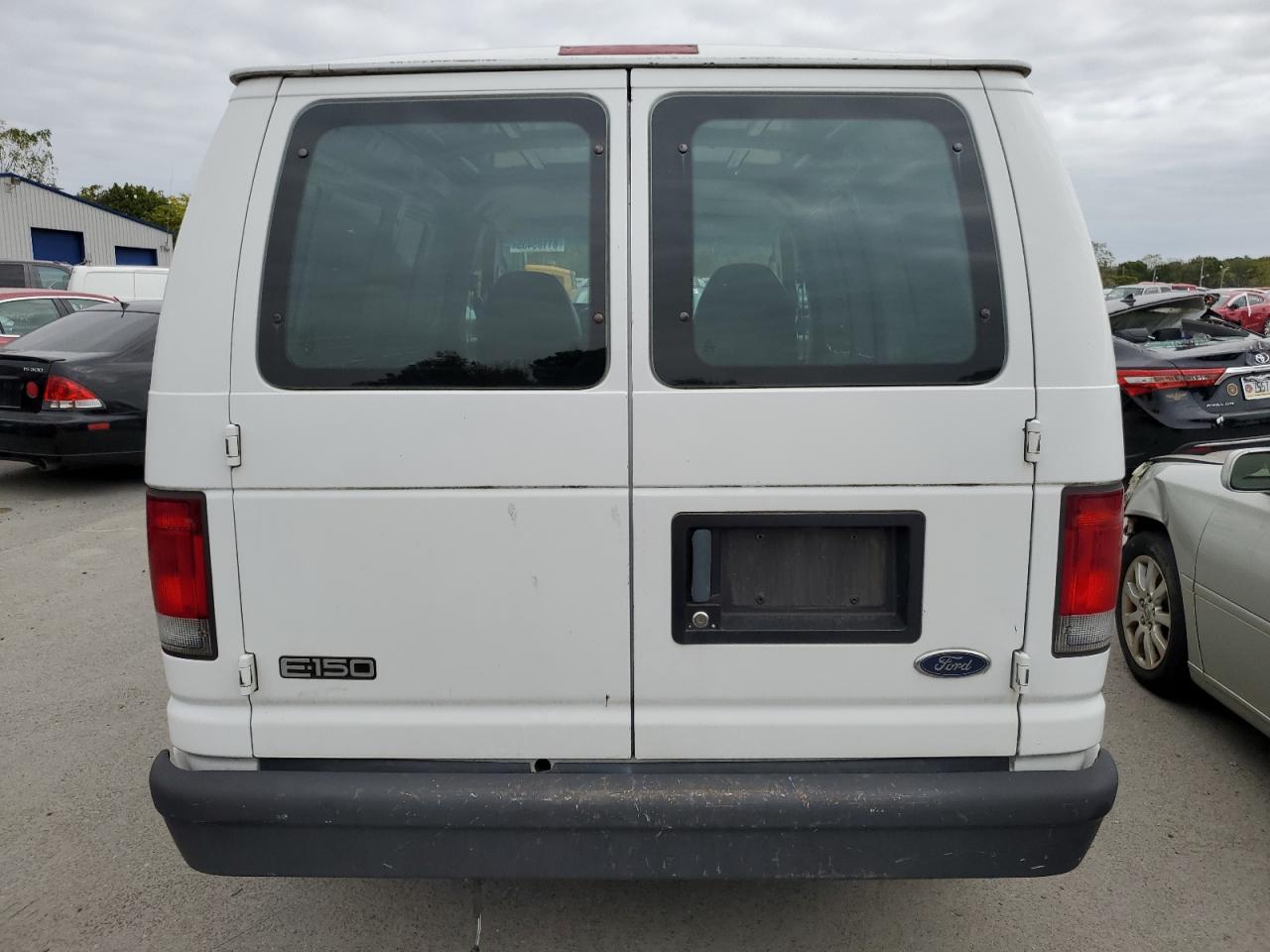 2003 Ford Econoline E150 Van VIN: 1FTRE142X3HA81444 Lot: 81185435