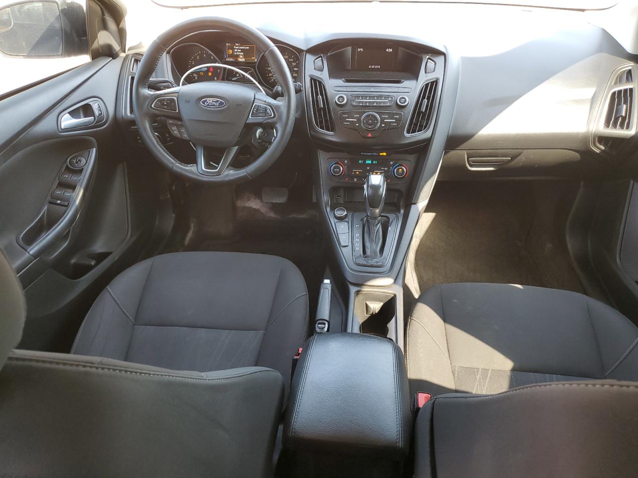 2016 Ford Focus Se VIN: 1FADP3KE8GL333617 Lot: 83924545