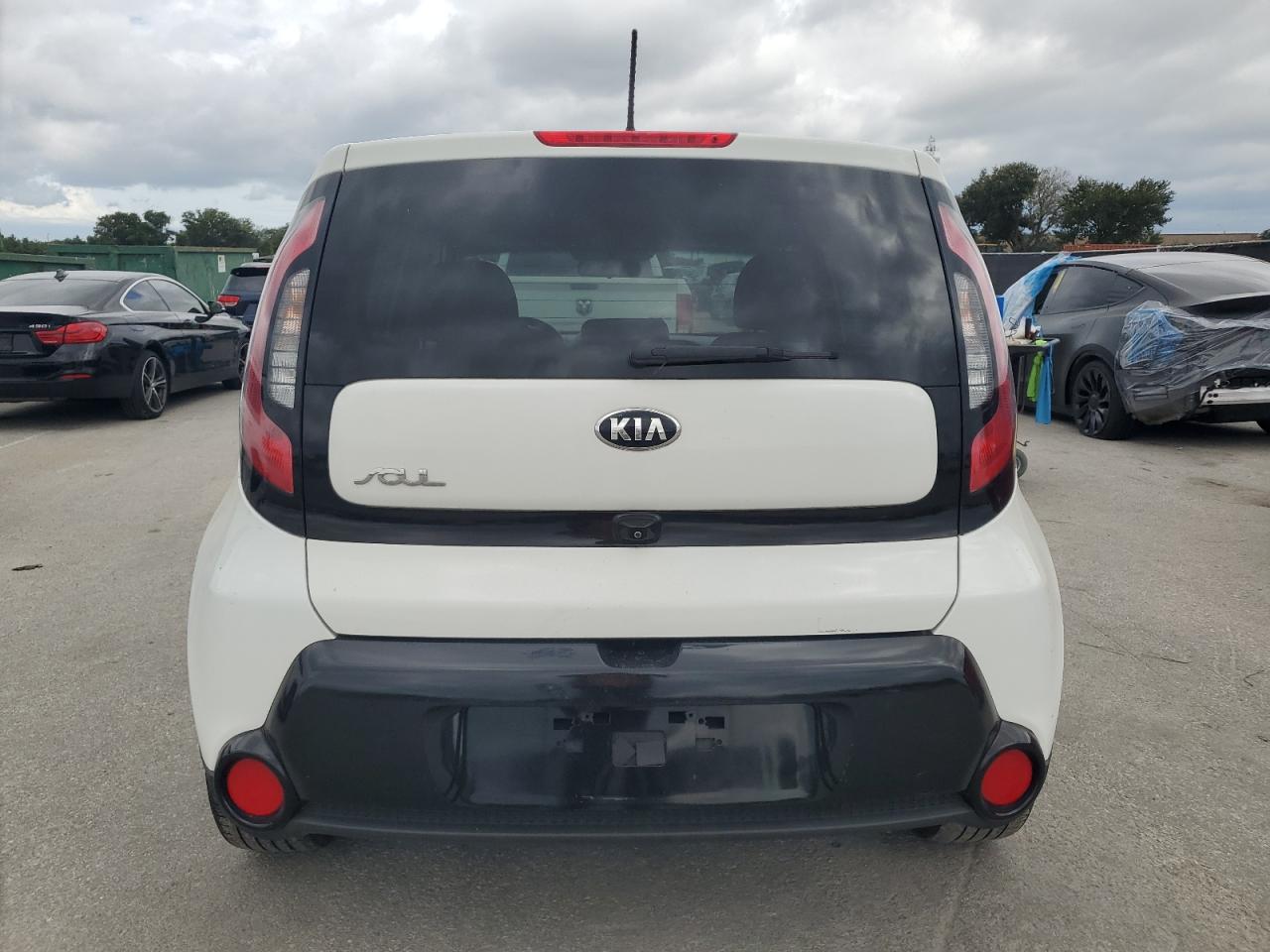 2016 Kia Soul + VIN: KNDJP3A58G7292736 Lot: 84576565