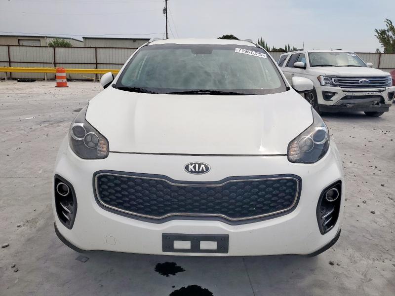  KIA SPORTAGE 2017 Белы