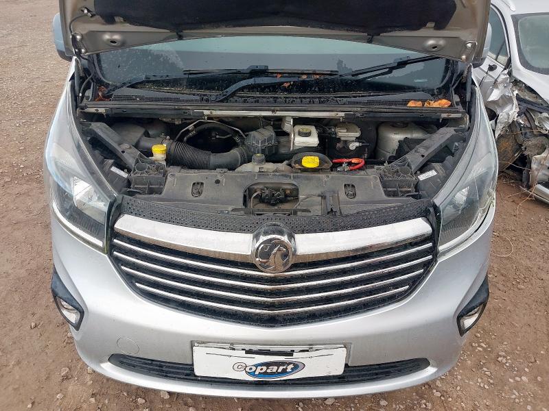2015 VAUXHALL VIVARO 2700 SPORTIVE CDTI 