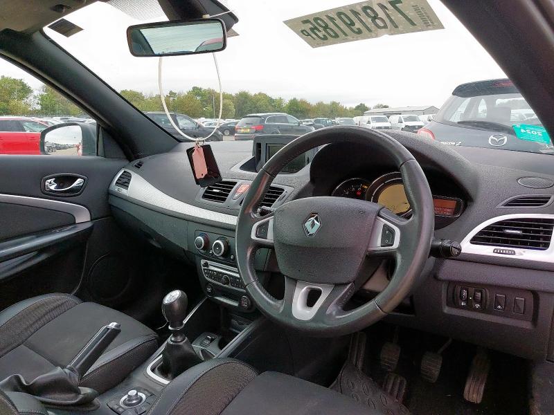 2011 RENAULT MEGANE DYNAMIQUE TOMTOM V 