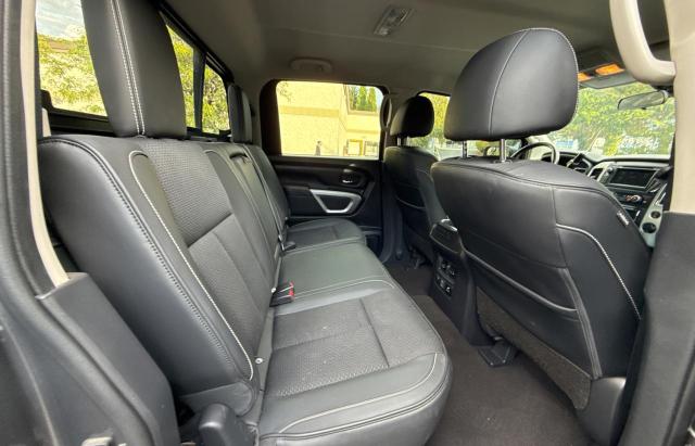  NISSAN TITAN 2019 Серый