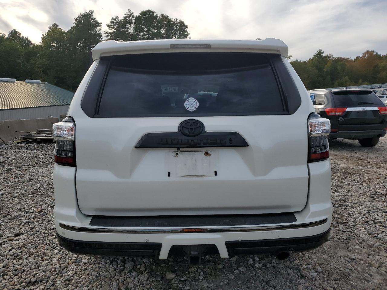 2019 Toyota 4Runner Sr5/Sr5 Premium VIN: JTEBU5JR3K5614548 Lot: 84271675
