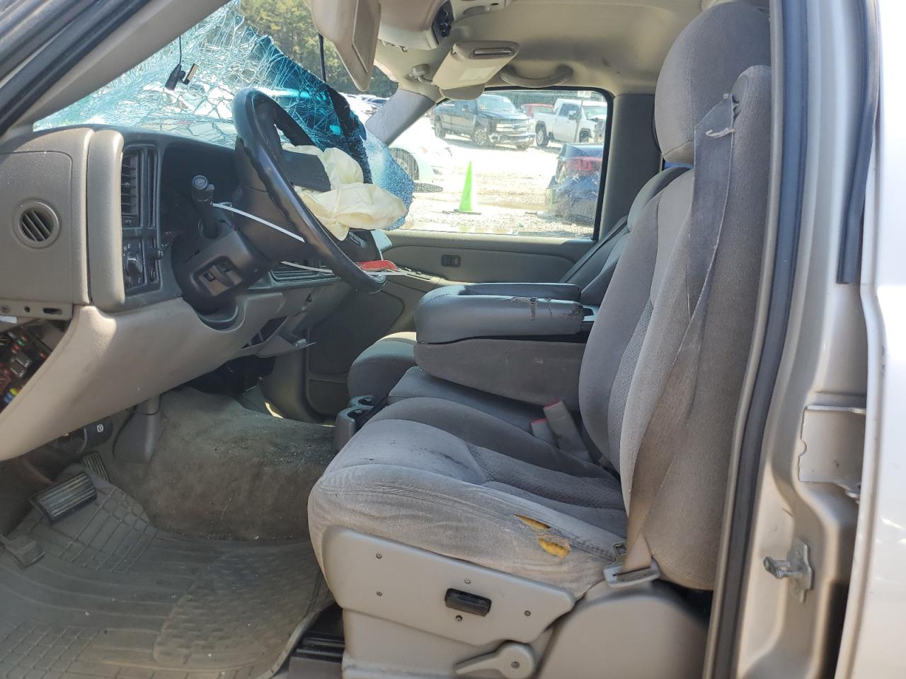 2005 Chevrolet Tahoe C1500 VIN: 1GNEC13V65R153082 Lot: 80091435