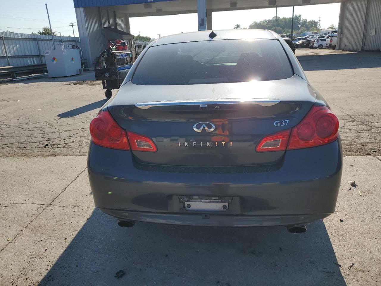 2011 Infiniti G37 Base VIN: JN1CV6AP2BM503136 Lot: 70730715