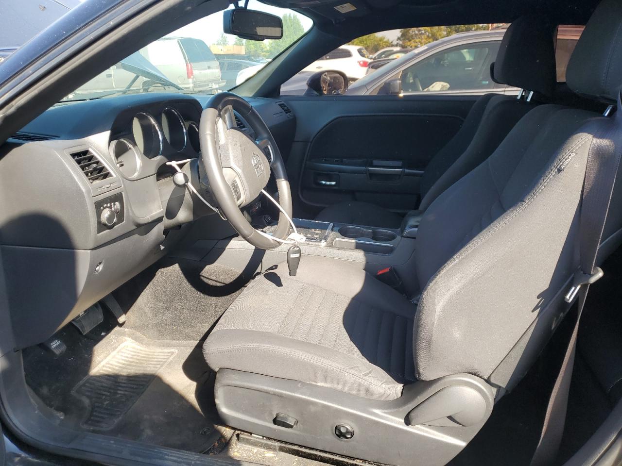 2013 Dodge Challenger Sxt VIN: 2C3CDYAGXDH670933 Lot: 81885095