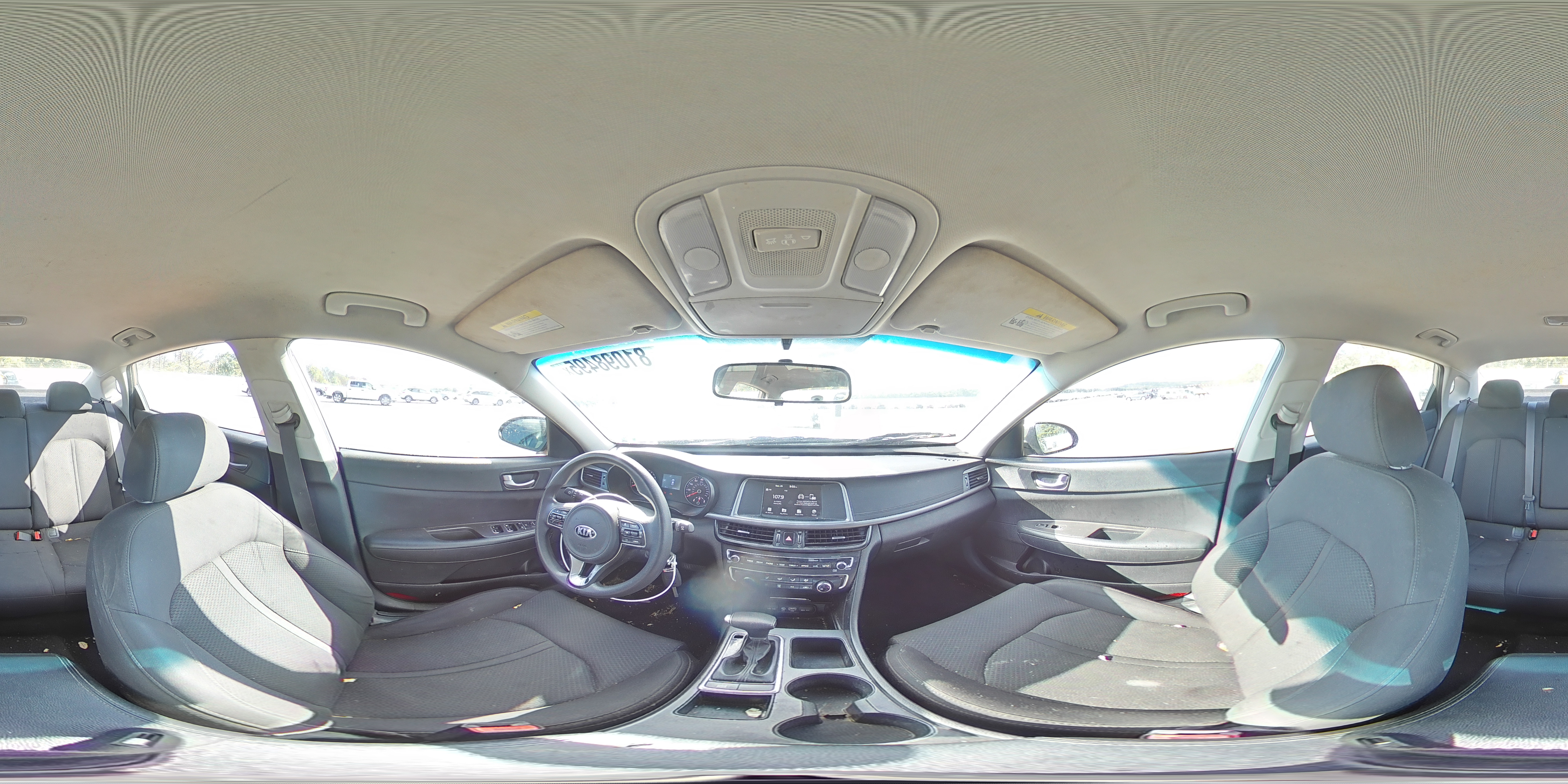 2018 Kia Optima Lx VIN: 5XXGT4L3XJG215727 Lot: 81098495