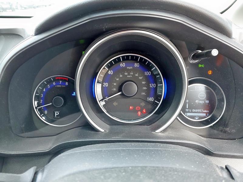 2016 HONDA JAZZ SE NAVI I-VTEC CVT 