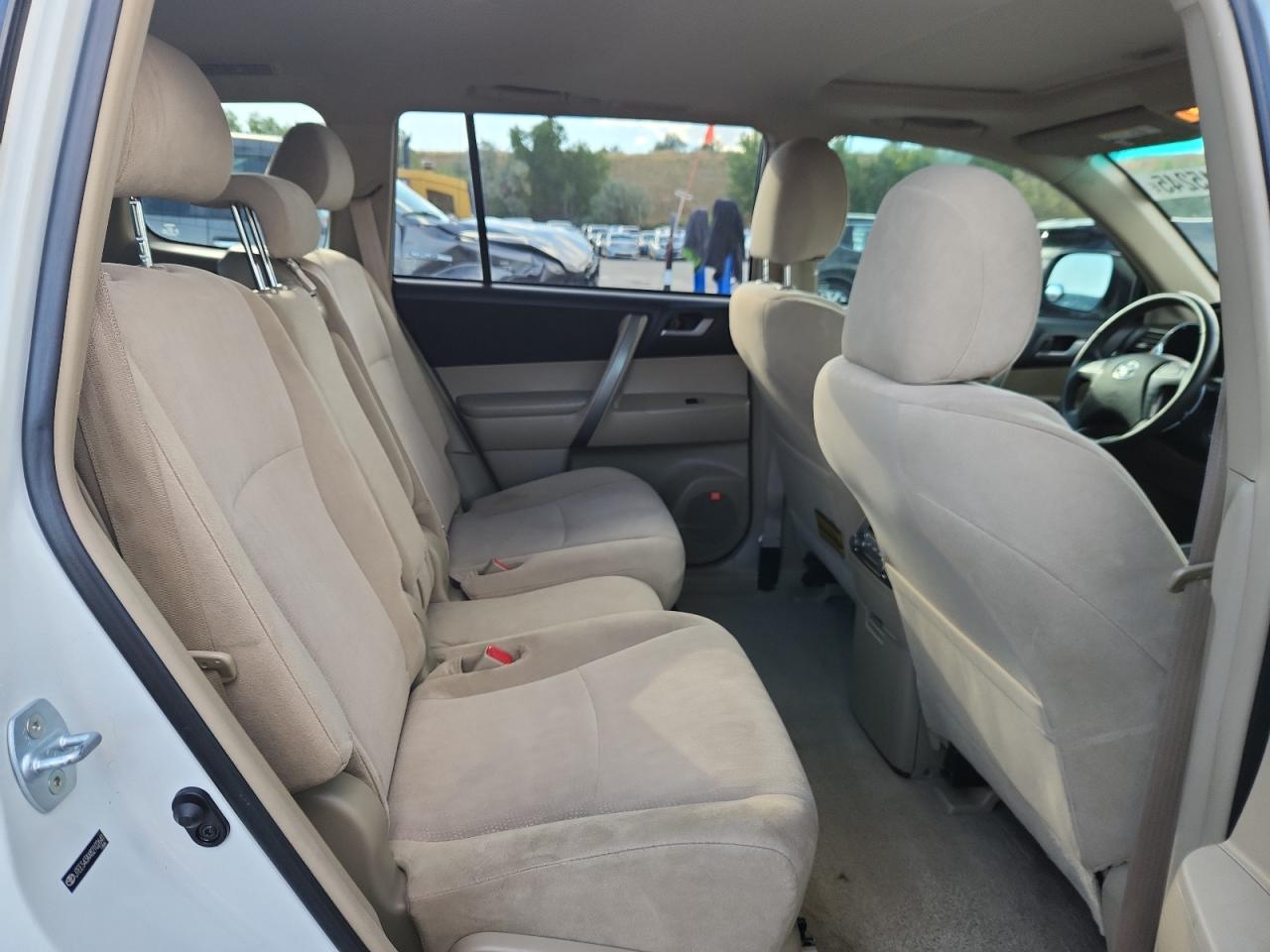 2008 Toyota Highlander Sport VIN: JTEES43AX82102641 Lot: 80315245