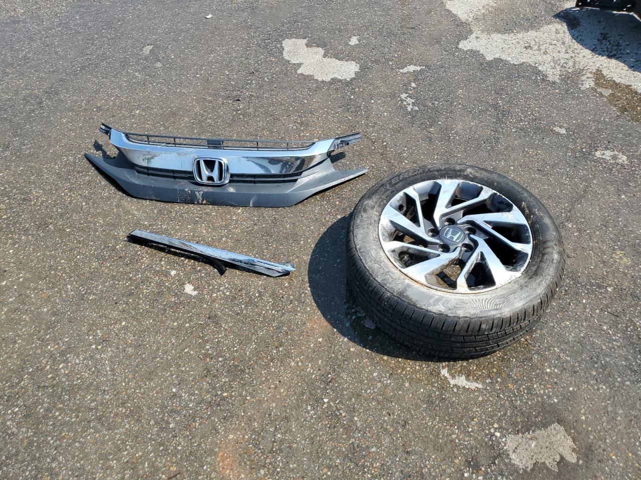2018 Honda Civic Lx VIN: 2HGFC2F63JH042606 Lot: 80466985