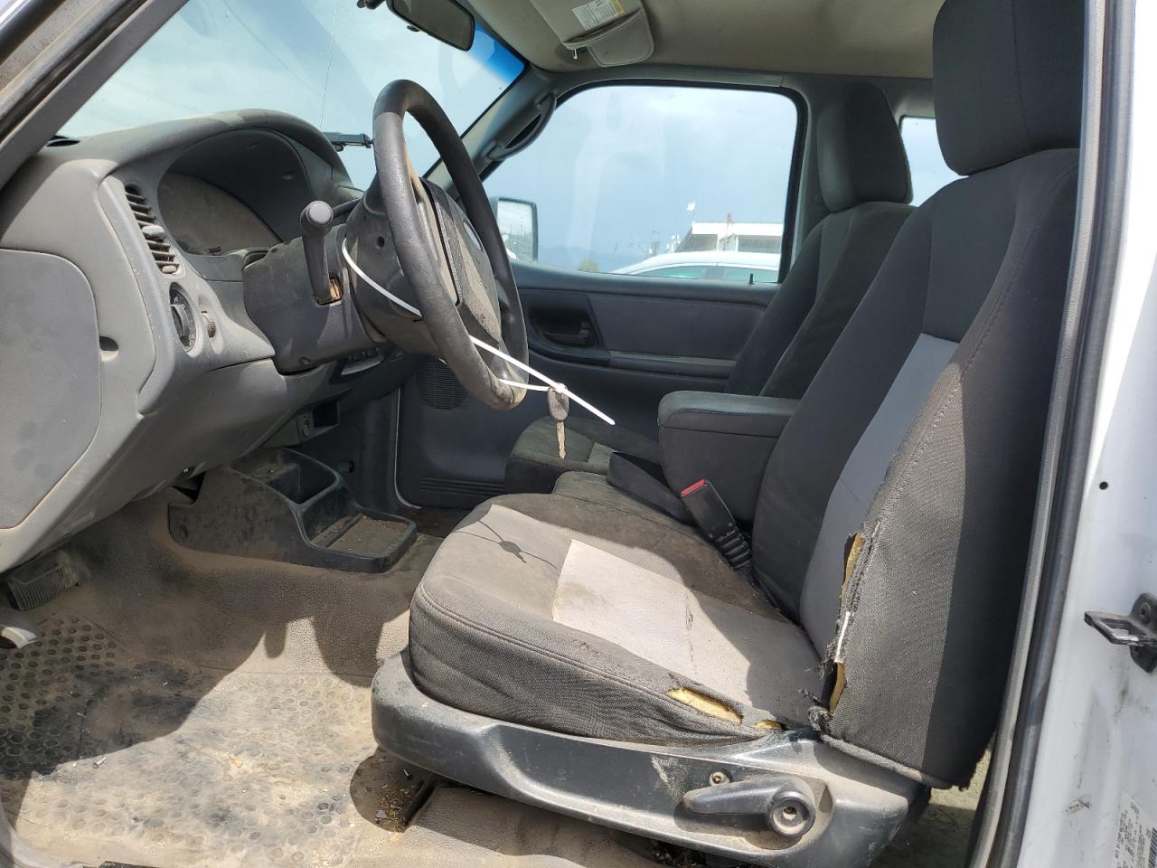 2011 Ford Ranger Super Cab VIN: 1FTLR1EE1BPA43124 Lot: 81074125