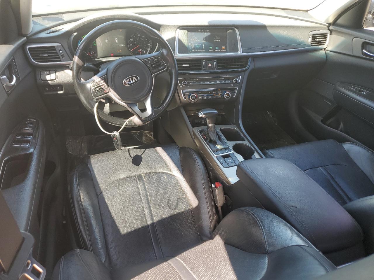 2017 Kia Optima Hybrid VIN: KNAGU4LE1H5010369 Lot: 84555405