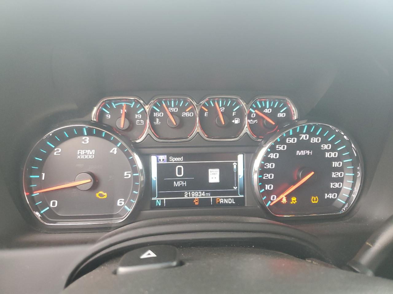 2018 Chevrolet Suburban K1500 Lt VIN: 1GNSKHKC3JR132103 Lot: 71667315