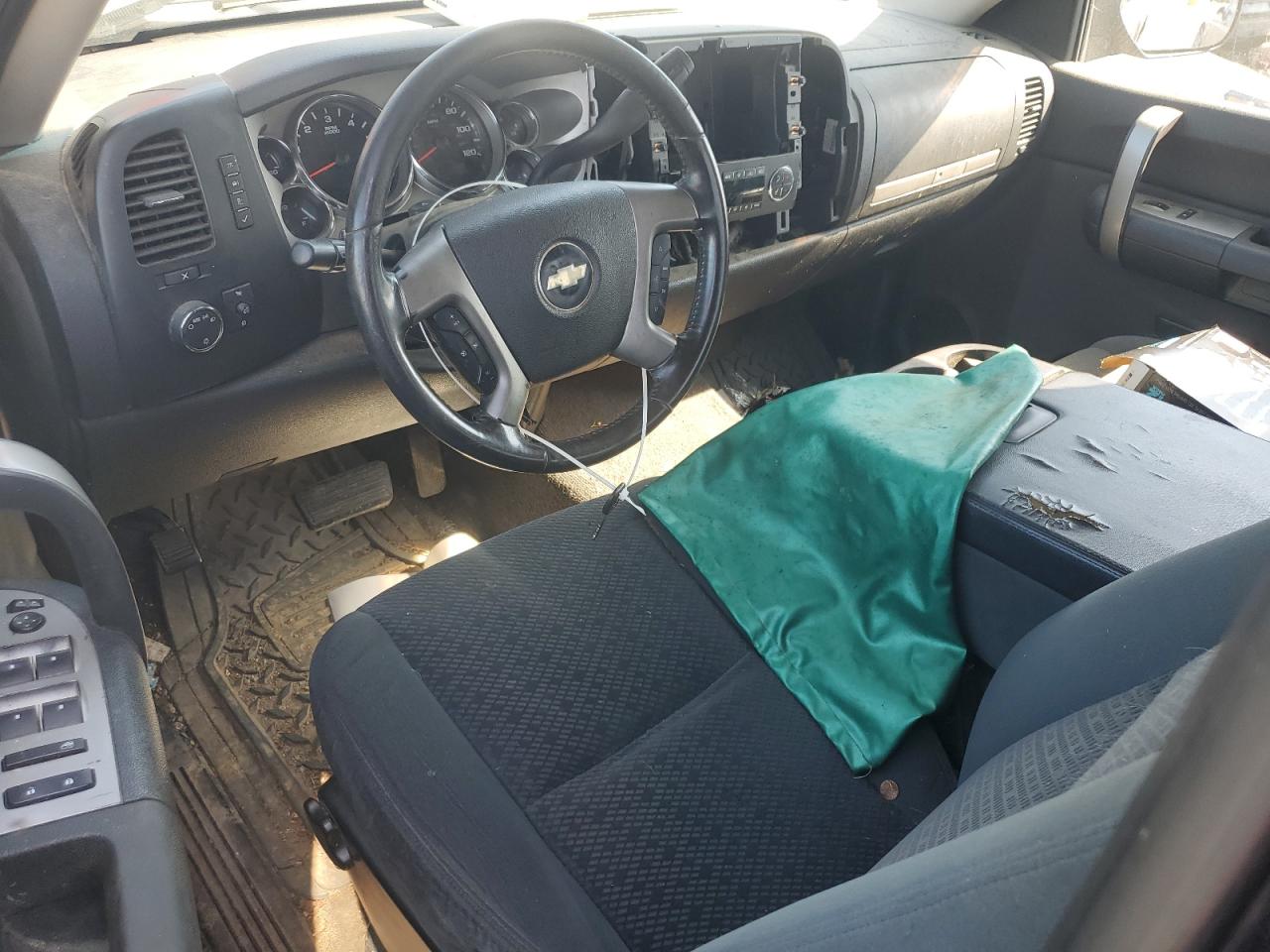 2008 Chevrolet Silverado K1500 VIN: 2GCEK19J981138895 Lot: 81948535