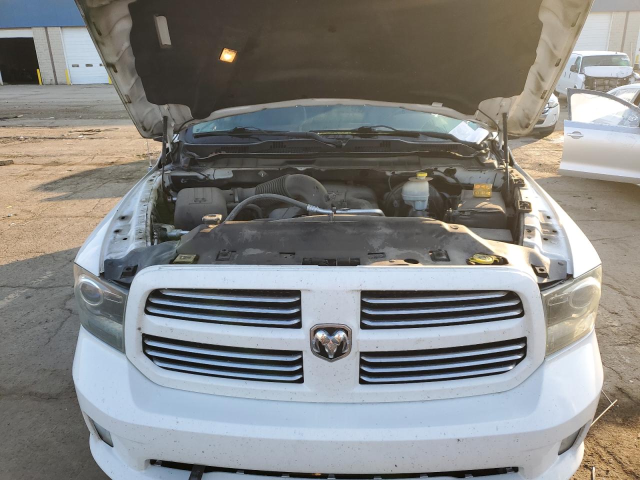 2014 Ram 1500 Sport VIN: 1C6RR7UT9ES105214 Lot: 80507305