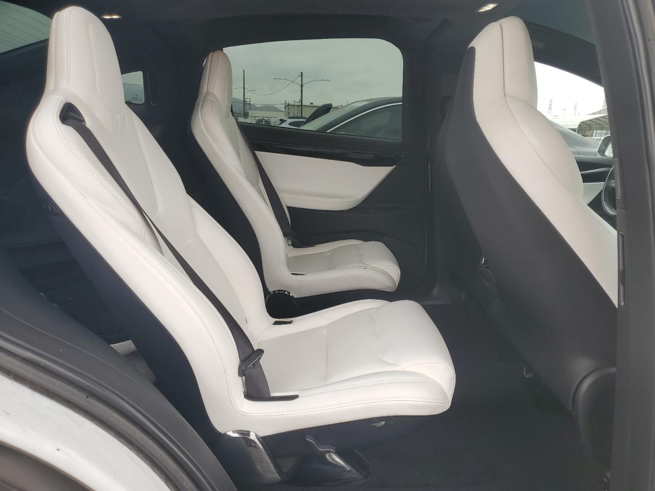 2019 Tesla Model X VIN: 5YJXCBL2XK1214218 Lot: 81521415