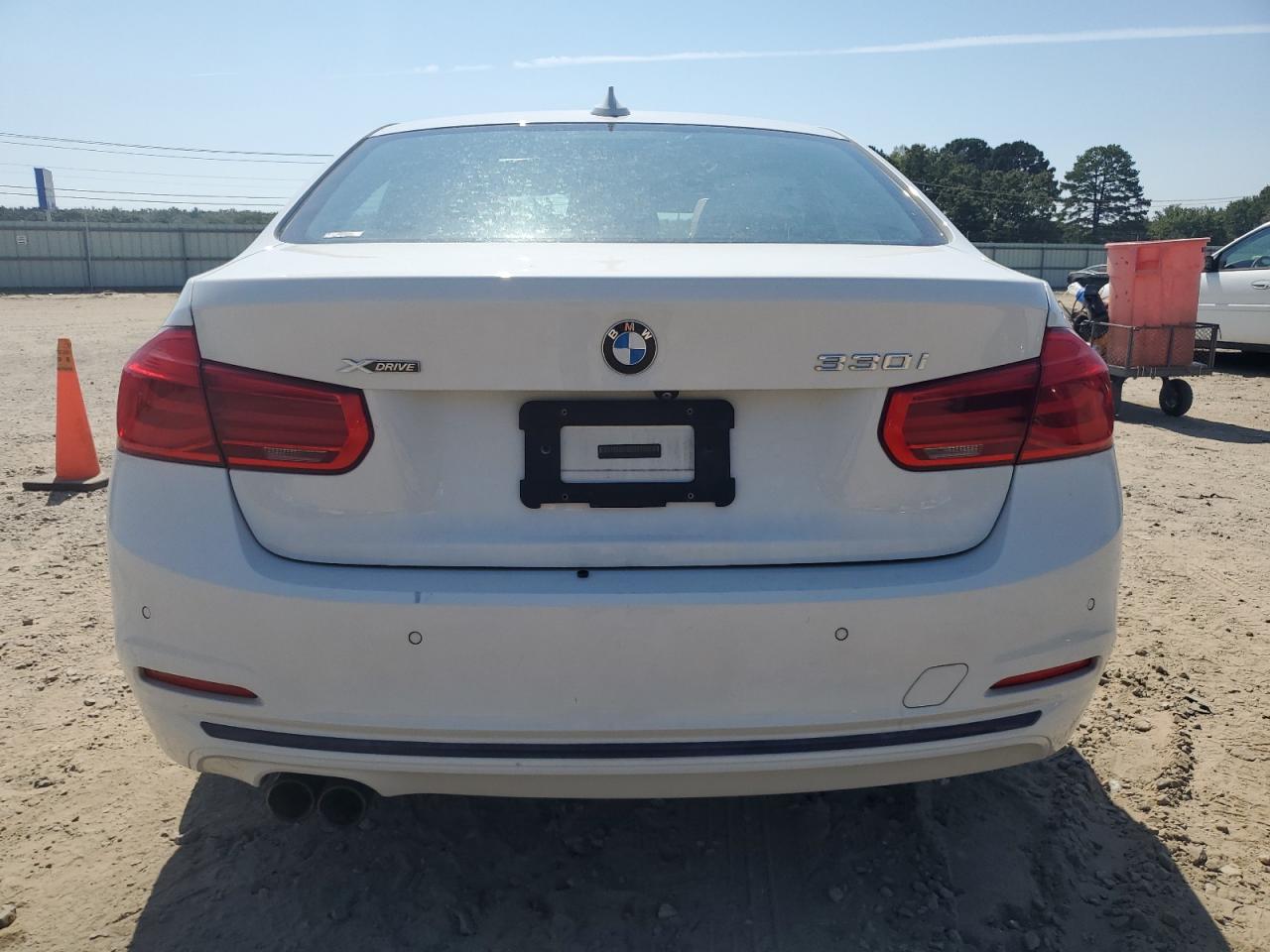 2018 BMW 330 Xi VIN: WBA8D9G55JNU68675 Lot: 80465075