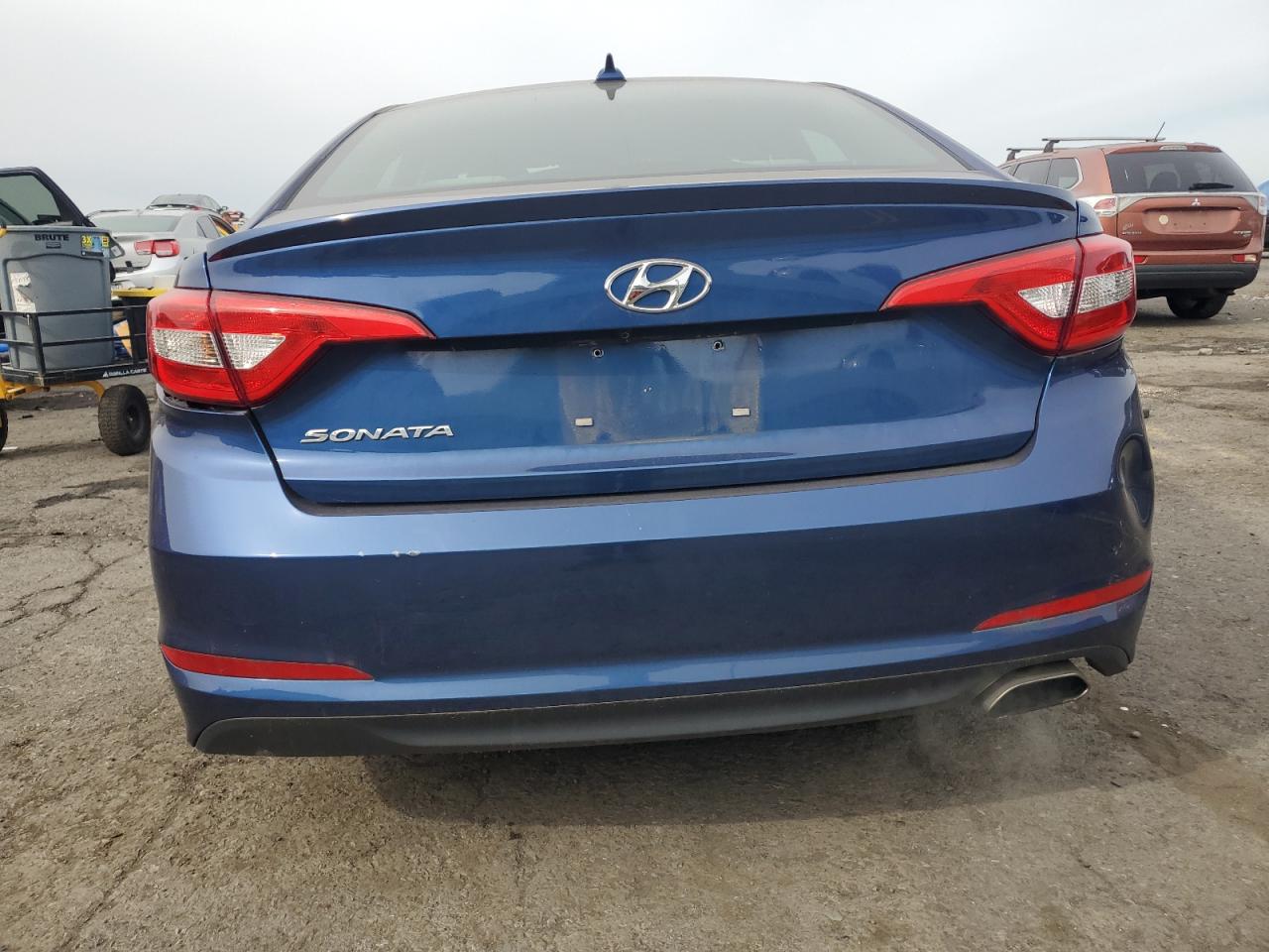 2017 Hyundai Sonata Se VIN: 5NPE24AF0HH557550 Lot: 81946485