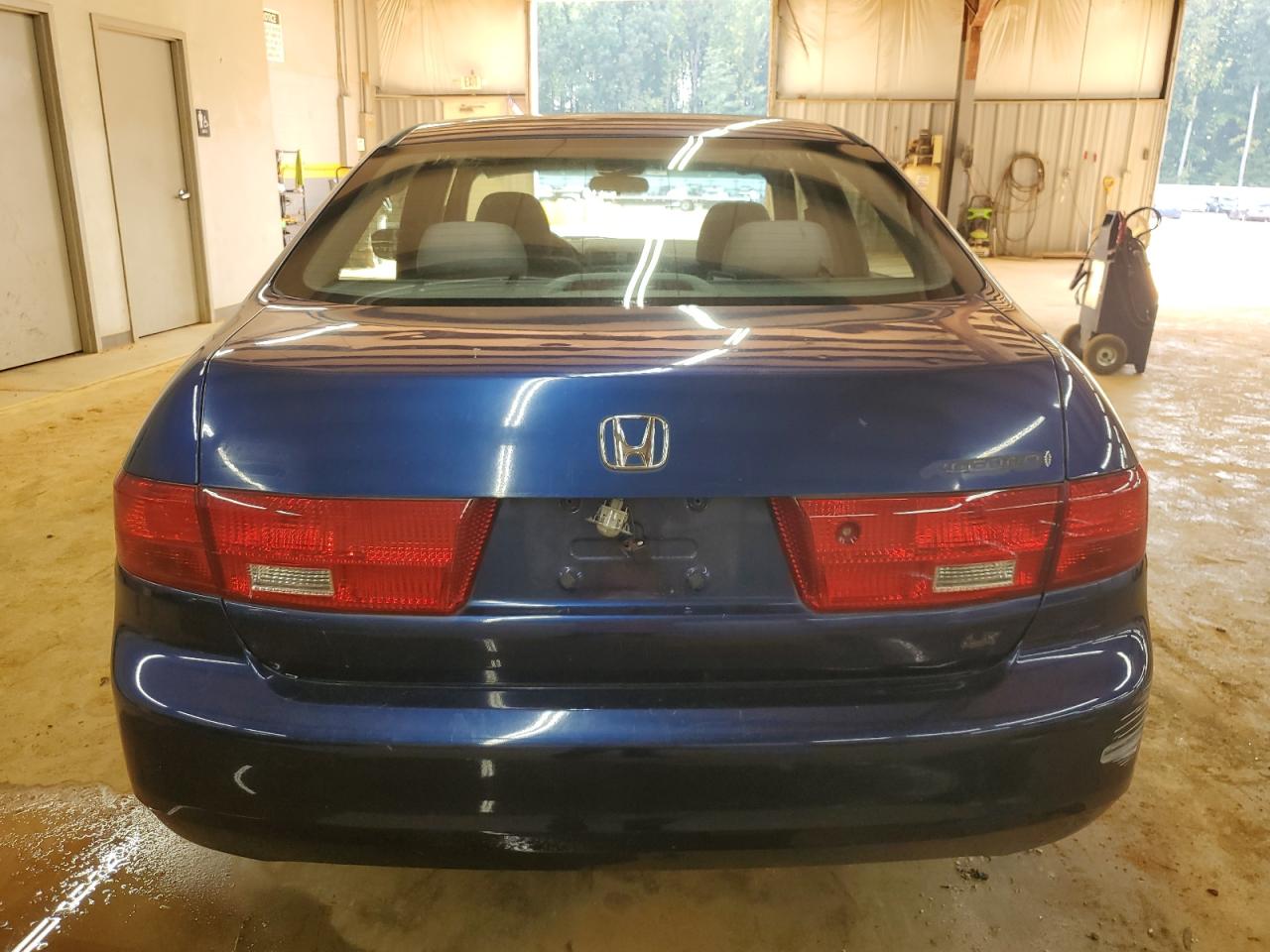 2005 Honda Accord Lx VIN: 1HGCM56435A017550 Lot: 84241385