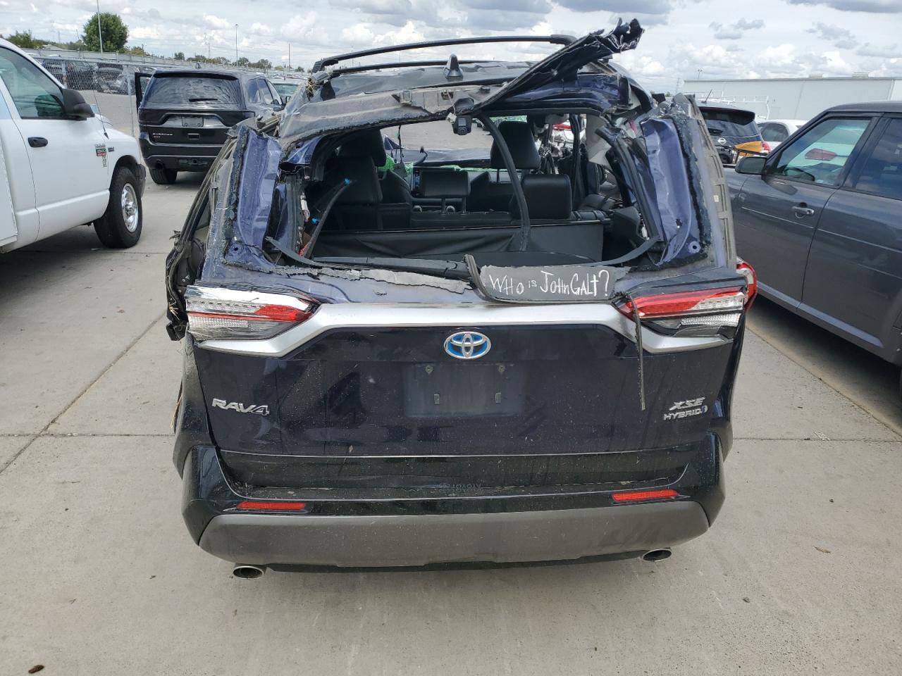 2020 Toyota Rav4 Xse VIN: JTMEWRFV6LJ032994 Lot: 81929695
