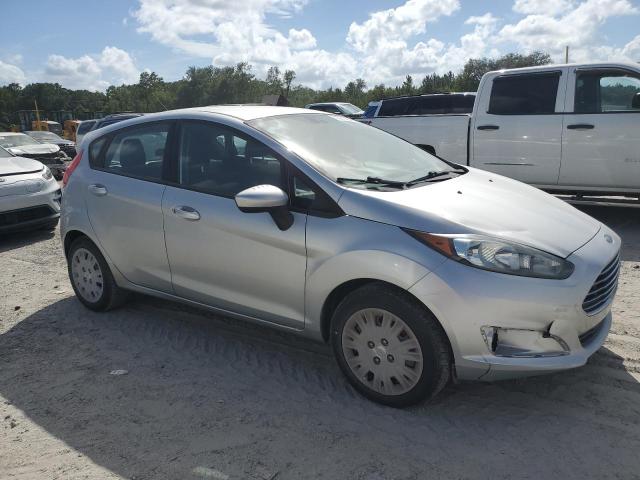  FORD FIESTA 2015 Srebrny